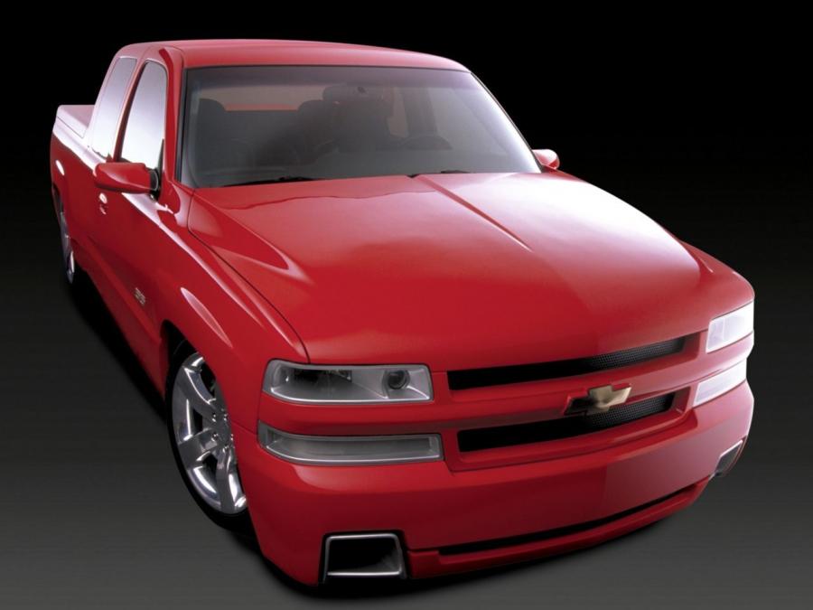  Chevrolet Silverado SST Concept 2002 года  (фото 4 из 9)